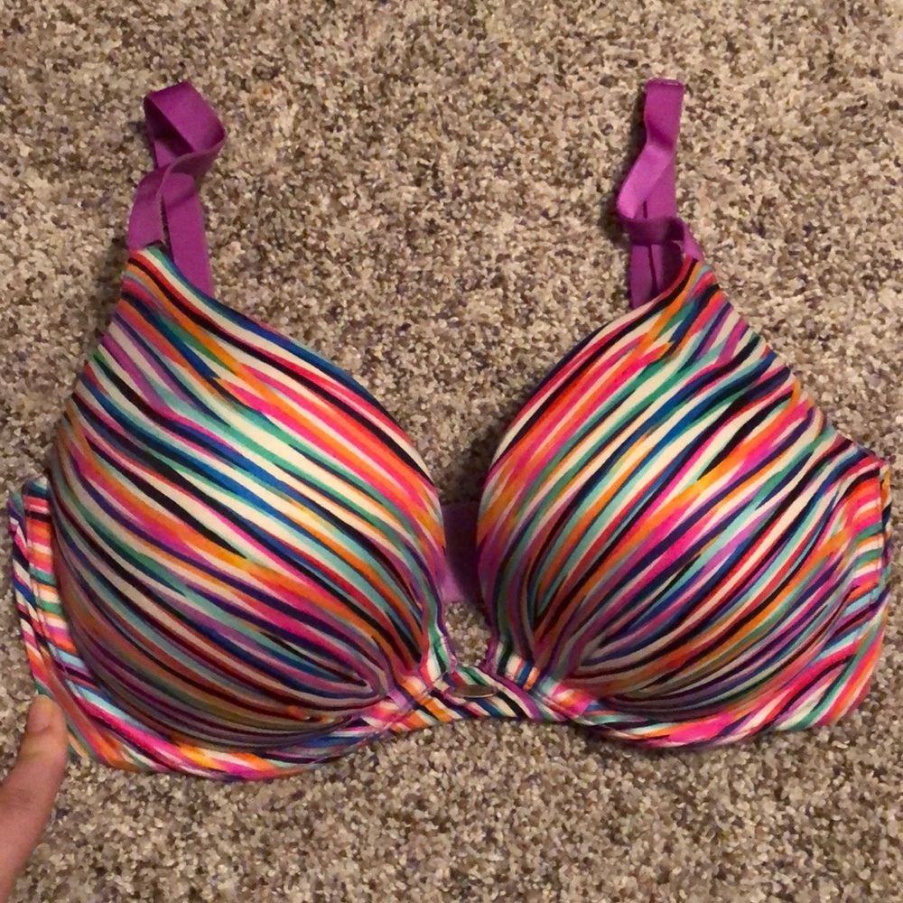 Victoria’s Secret Fabulous PushUp Bra